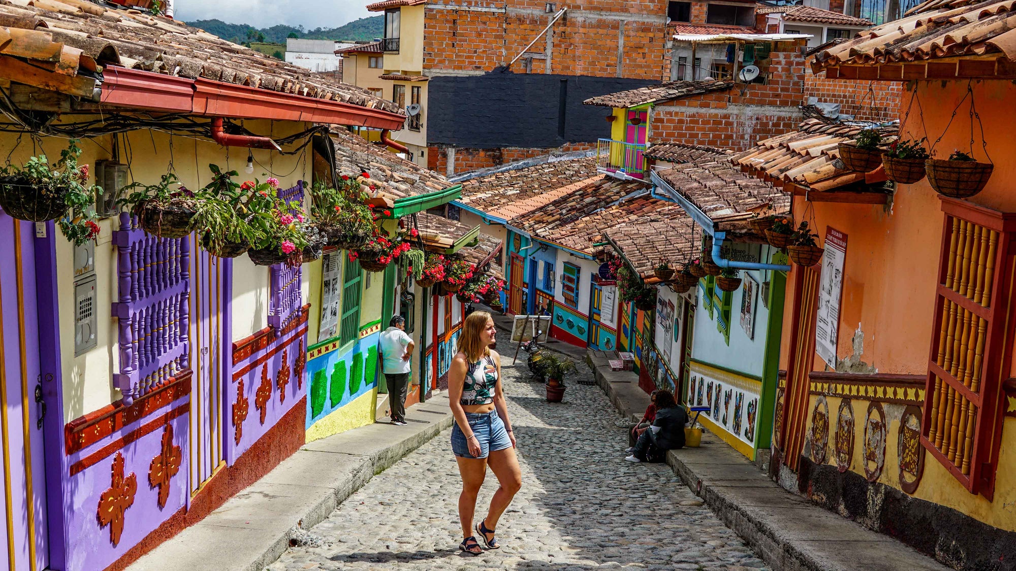 Guatap Tips Voor Het Kleurrijkste Dorpje Van Colombia guatap-tips-voor-het-kleurrijkste-dorpje-van-colombia